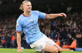 开云体育-哈兰德巅峰对决，Uzi与70激战法国队分钟，赛况扑朔迷离胜负难料！的简单介绍